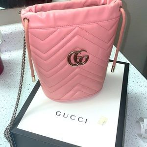Gucci bucket bag